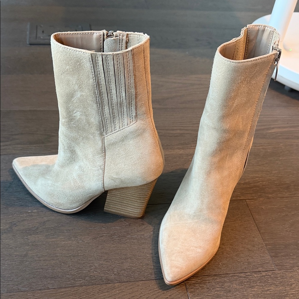 Steve Madden Tan Suede Rickki Heeled Boots